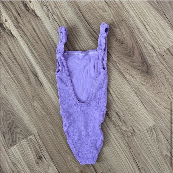 NWT Hunza G crinkle one piece swimsuit in lilac - Picture 8 of 8